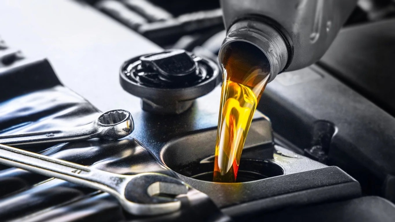 Mobile repair for hybrids